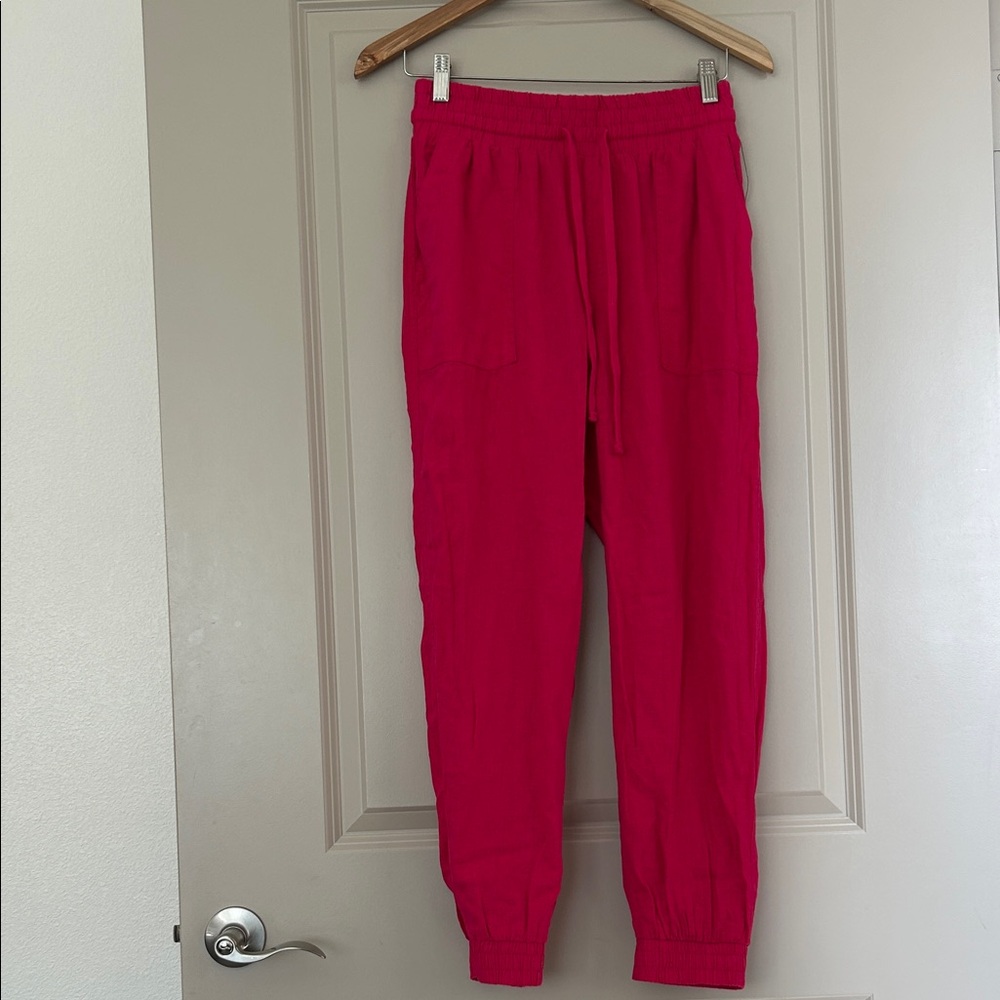 Vibrant Pink Women's Jogger Pants